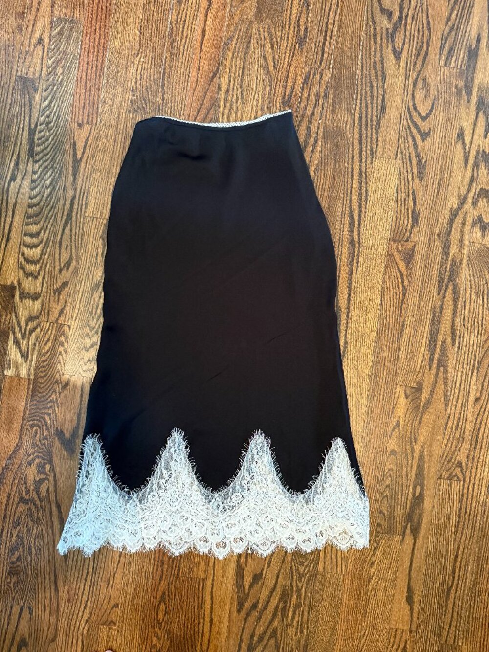 ++ MABLE NWT Black w/white lace trim slip skirt ++